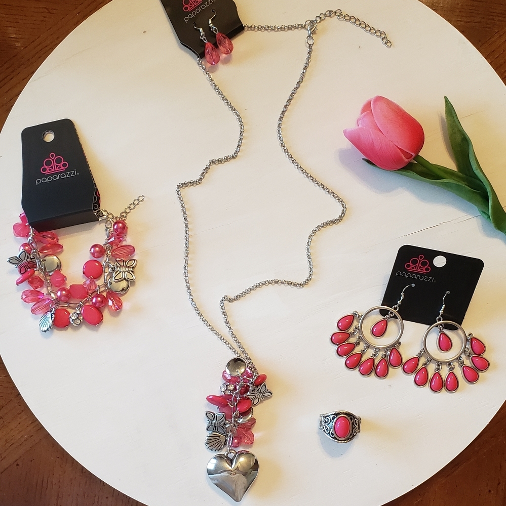 Paparazzi 4 Piece Set